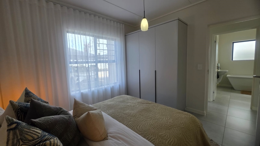 To Let 3 Bedroom Property for Rent in Sandown Western Cape